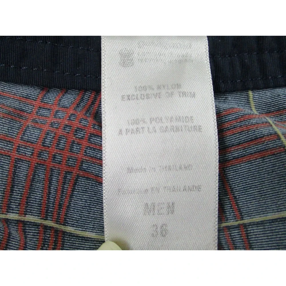 Patagonia Swim Trunks Mens 36 Shorts Nylon Plaid Red‎ Zip Pocket Outdoor Beach